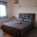 דירה With Swimming Pool Bacici, Krka - 24721 Drinovci