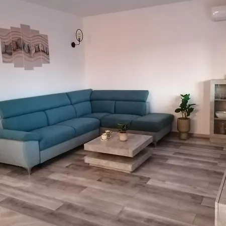 Апартаменты With Swimming Pool Bacici, Krka - 24721 *