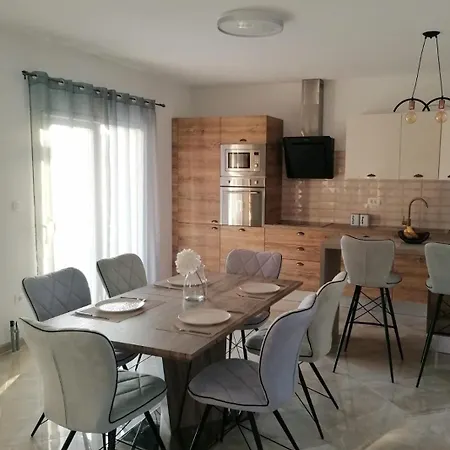 With Swimming Pool Bacici, Krka - 24721 Apartamento Drinovci
